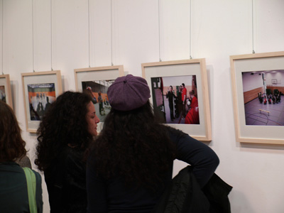 Er�ffnung der Fotoausstellung „Hinterm Vorhang“