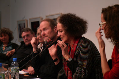 Podiumsdiskussion zu Perspektiven von Kunst und Theater im Justizvollzug